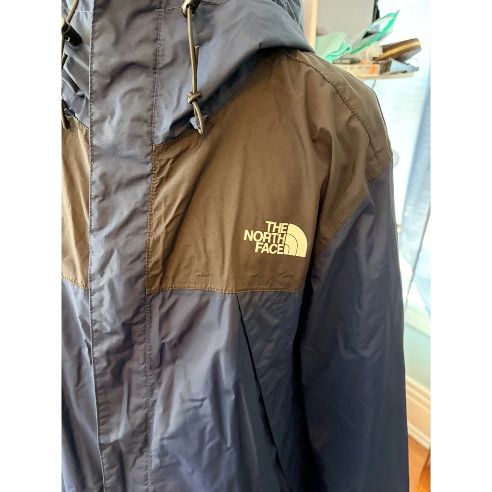 The North Face Rain Jacket L Navy Blue Black Hooded DryVent Windbreaker Gorpcore